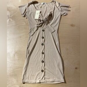 Julia Elegant Beige Button-Down Dress Small/ Medium (GA)